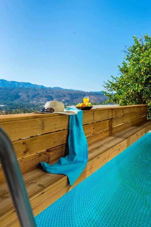 Superior Apartment - Overlooking Chania-With Pool La Canea Exterior foto